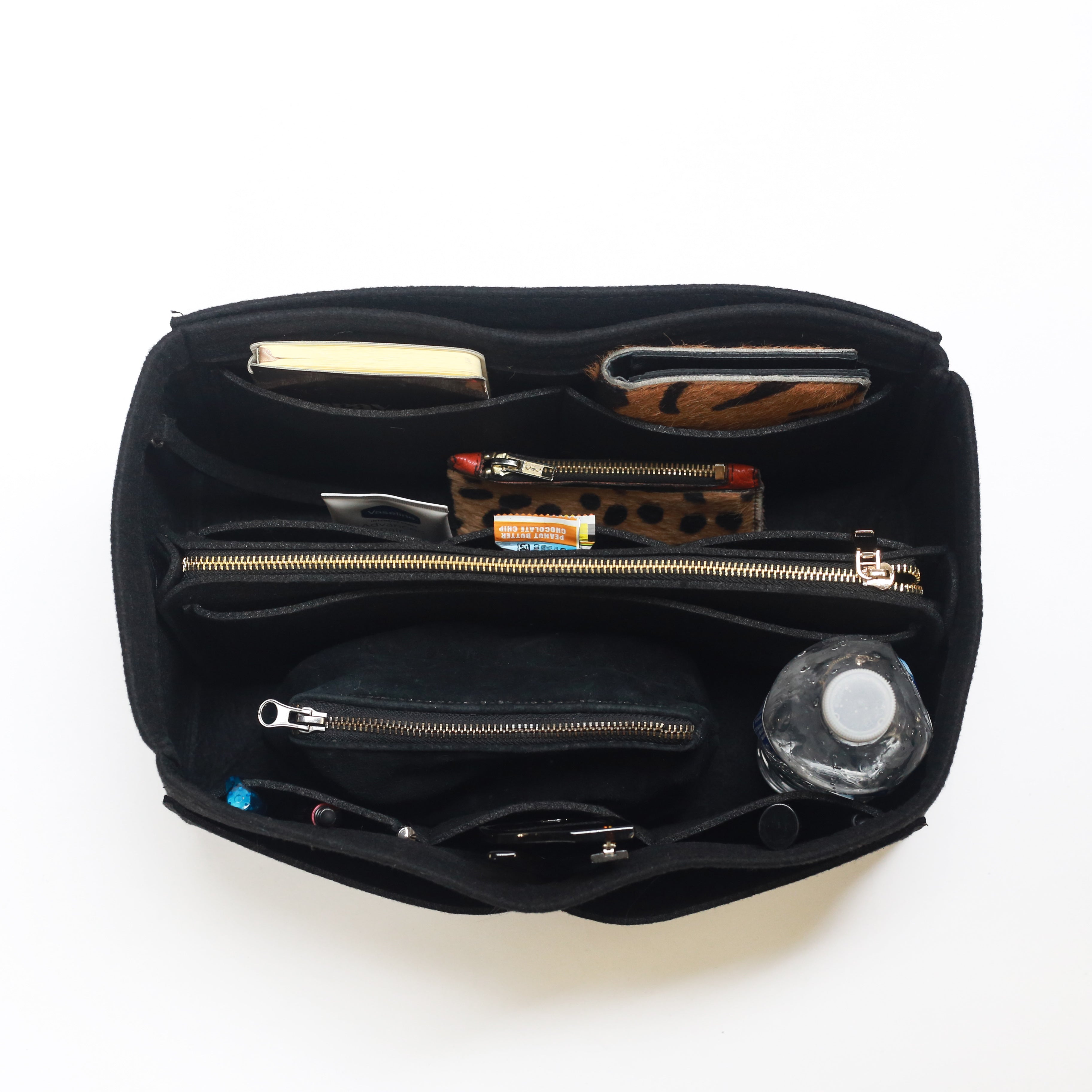 The Secret to Organized Bliss: Why Bag Organizers Are a Must-Have Accessory