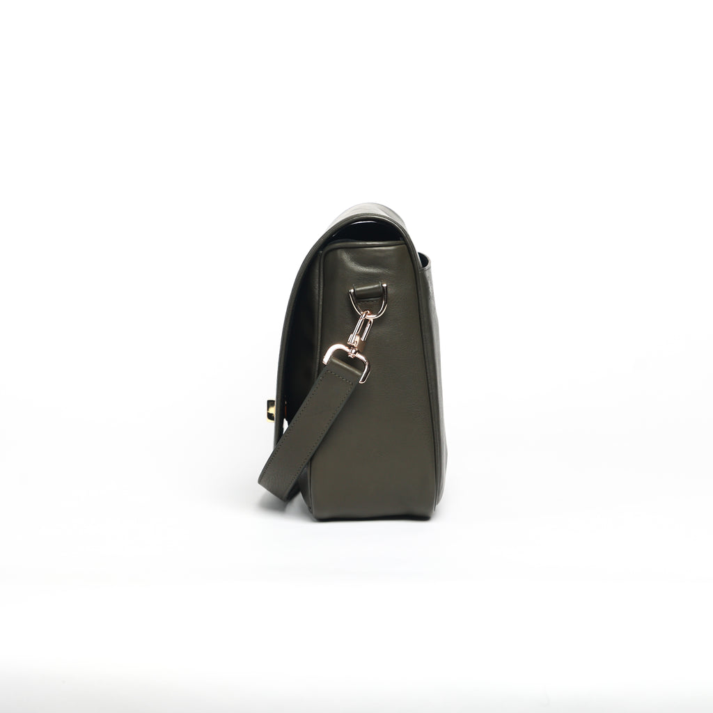 Rebecca Crossbody – Signature Edition in Olive