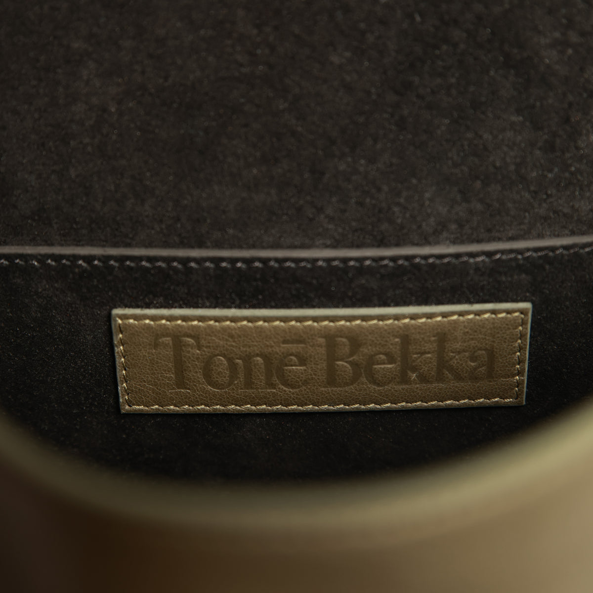 Rebecca Crossbody – Signature Edition in Olive