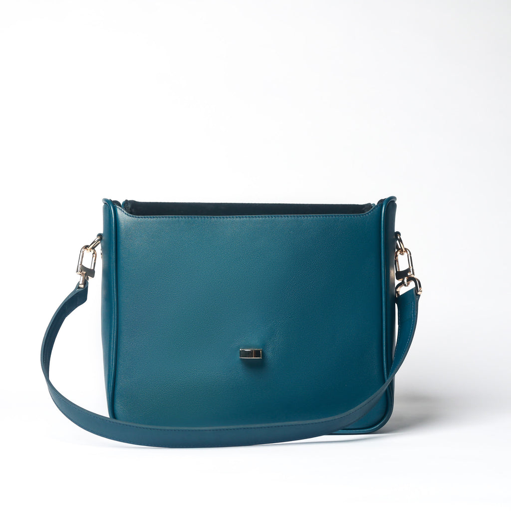 Rebecca Crossbody – Signature Edition