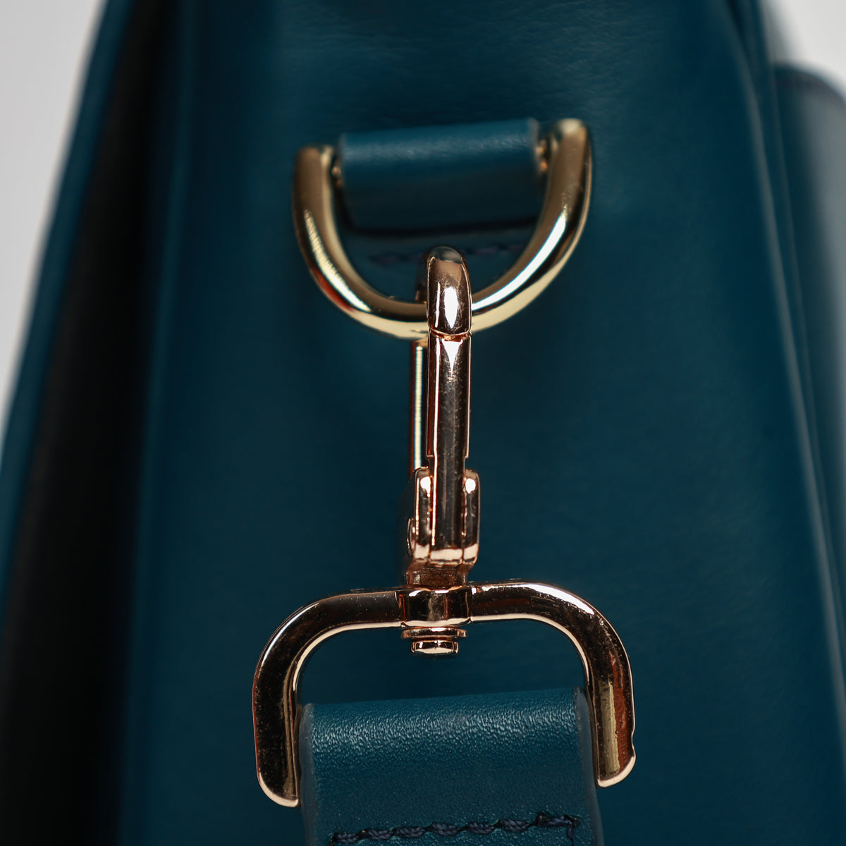 Rebecca Crossbody – Signature Edition in  Deep Teal